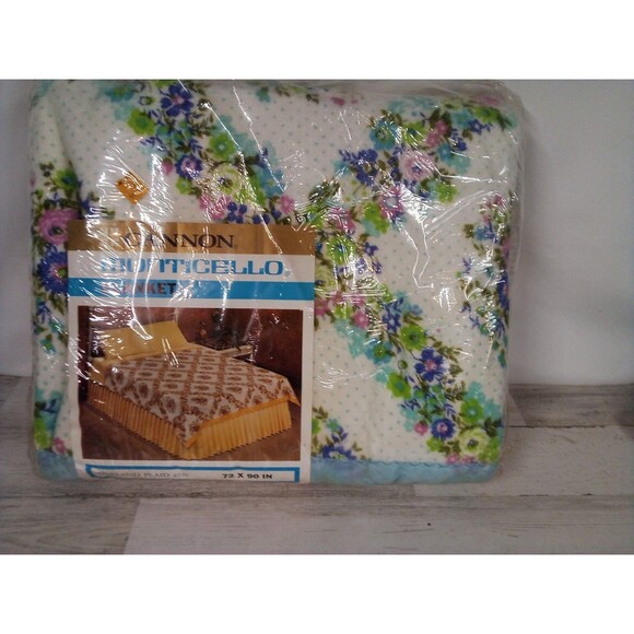 Cannon Vintage New In Original Package 72x90 Floral Blanket - Picture 4 of 12